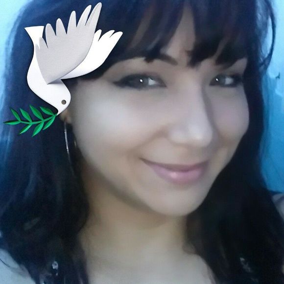 Meet your Posher, Yari - Picture 1 of 1